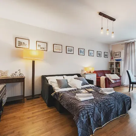 P&o Serviced Ch Arkadia 2 Apartment Warsaw
